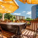 מלון Akzent Congresshotel 4*
