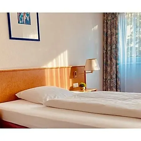 ホテル Akzent Congresshotel