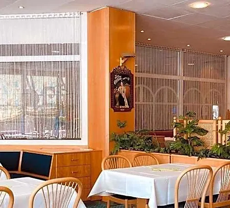 Akzent Congresshotel ホイエルスヴェルダ